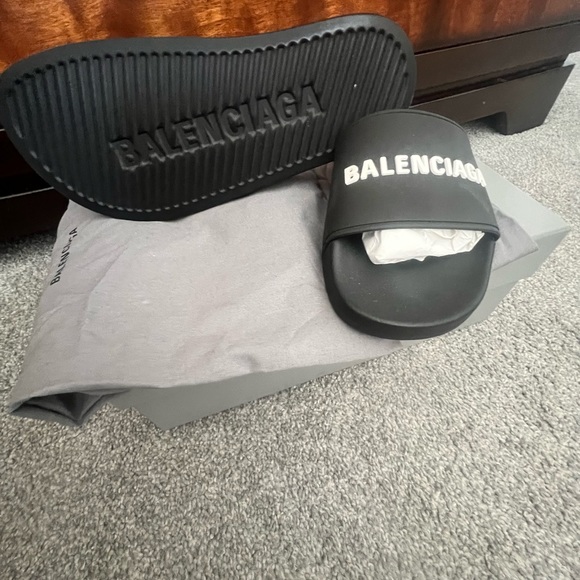 Balenciaga slides - Picture 6 of 7